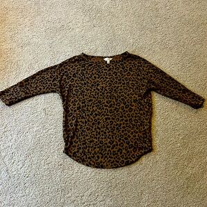 Market & Spruce sweater.   Womens small.  Worn once in excellent condition